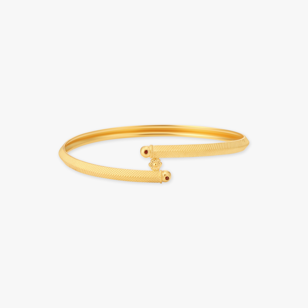 Dainty Flower Crossover Bangle