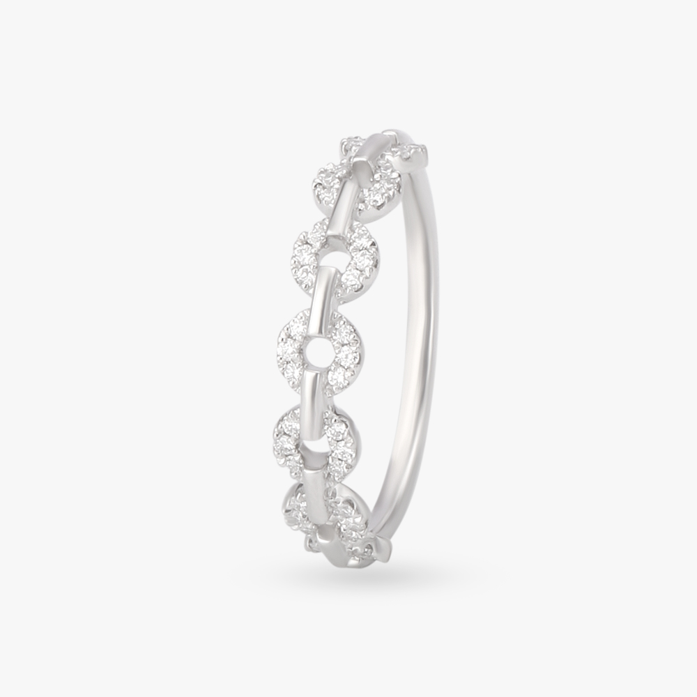Regal Diamond Finger Ringer