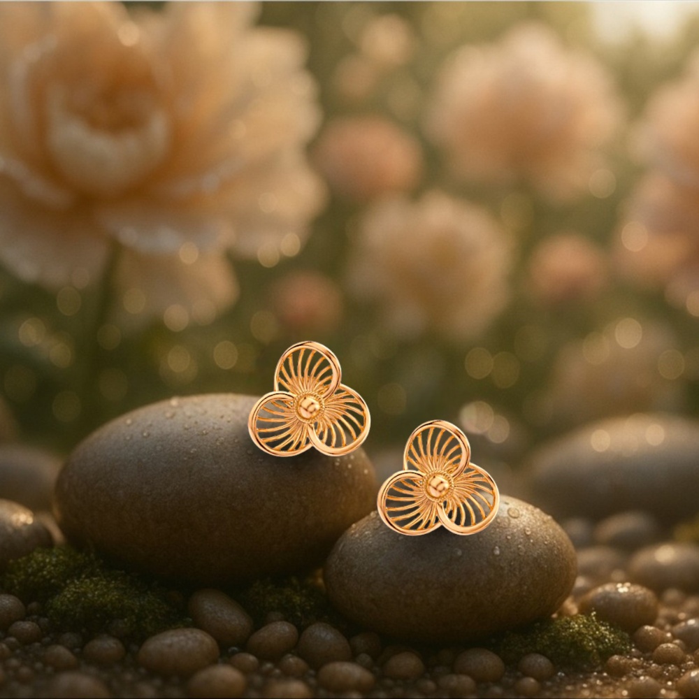 Trillium Radiance Gold Stud Earrings