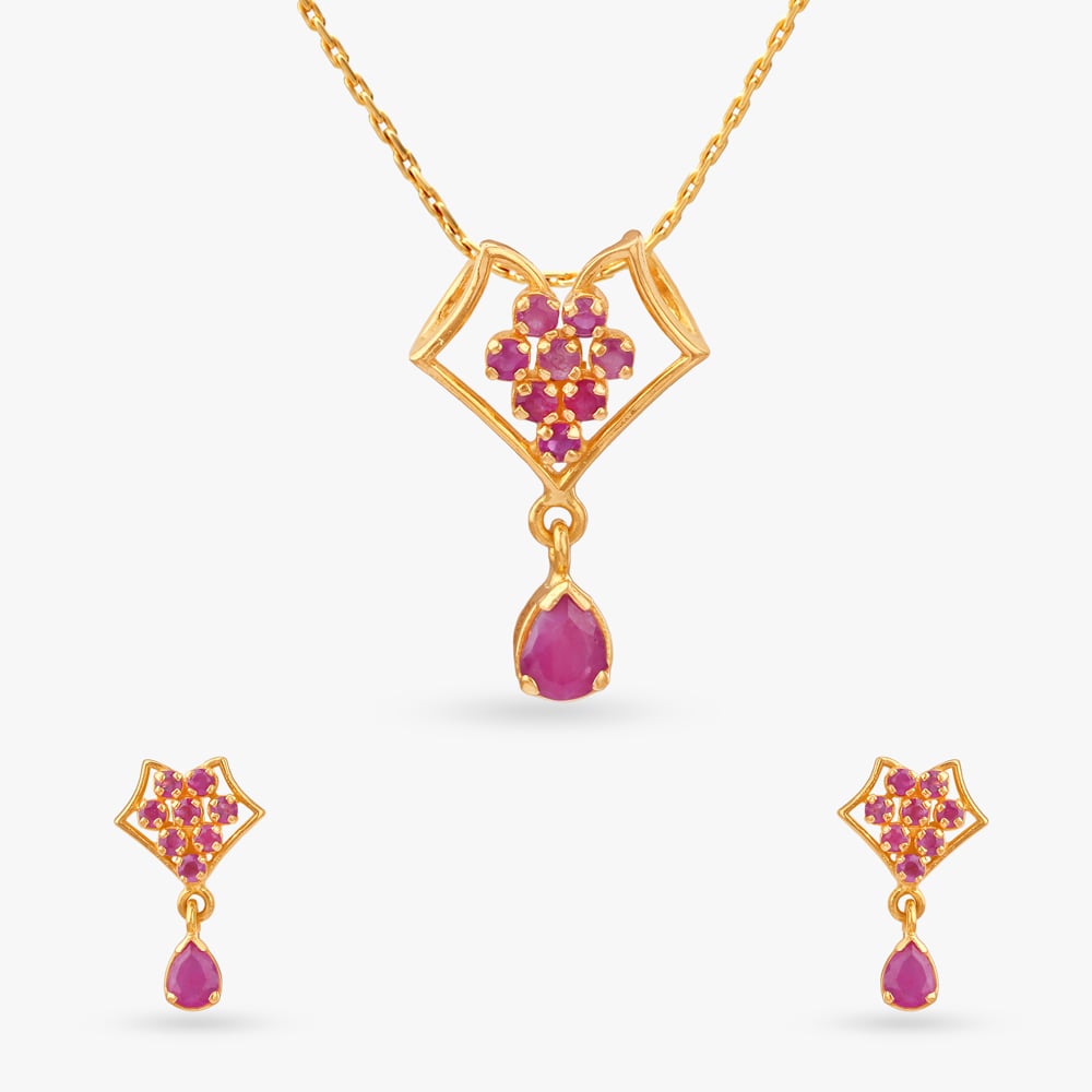 Edgy Bloom Ruby Pendant and Earrings Set