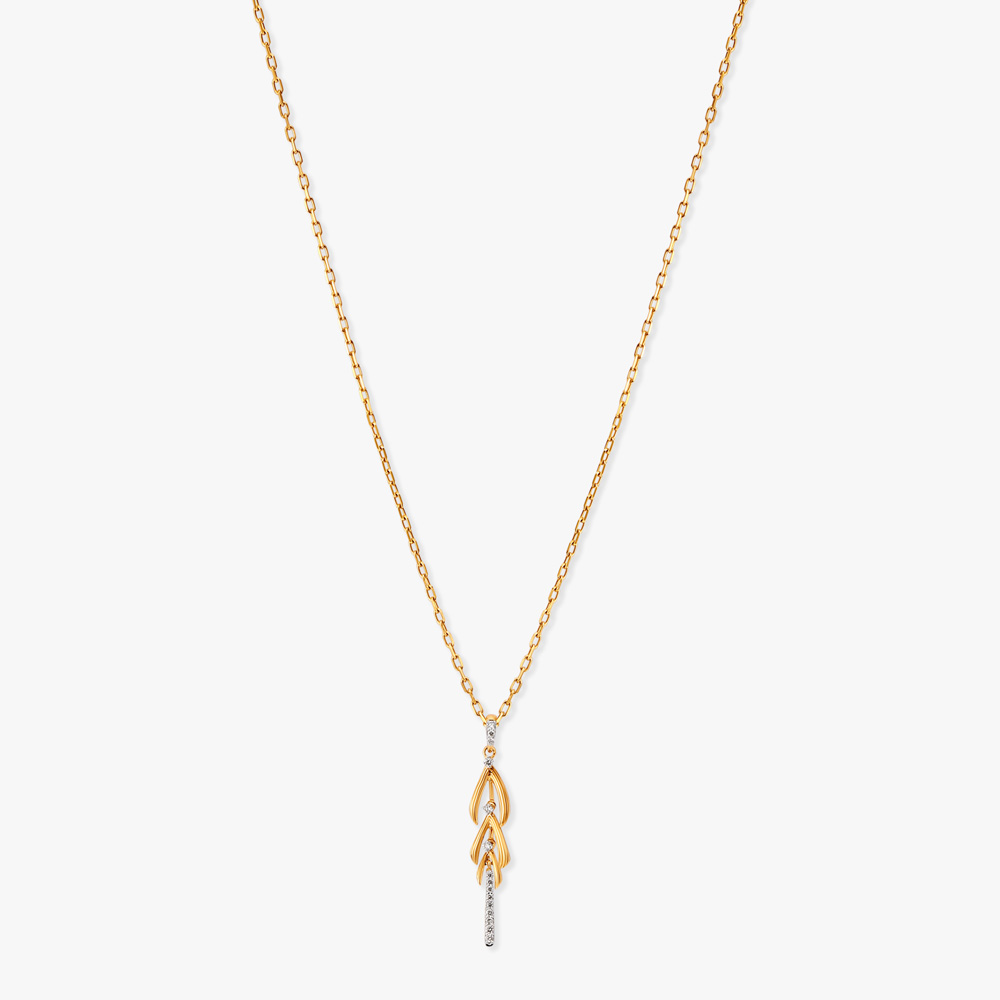 

Streamlined Glint Diamond Pendant with Chain and Earrings Set