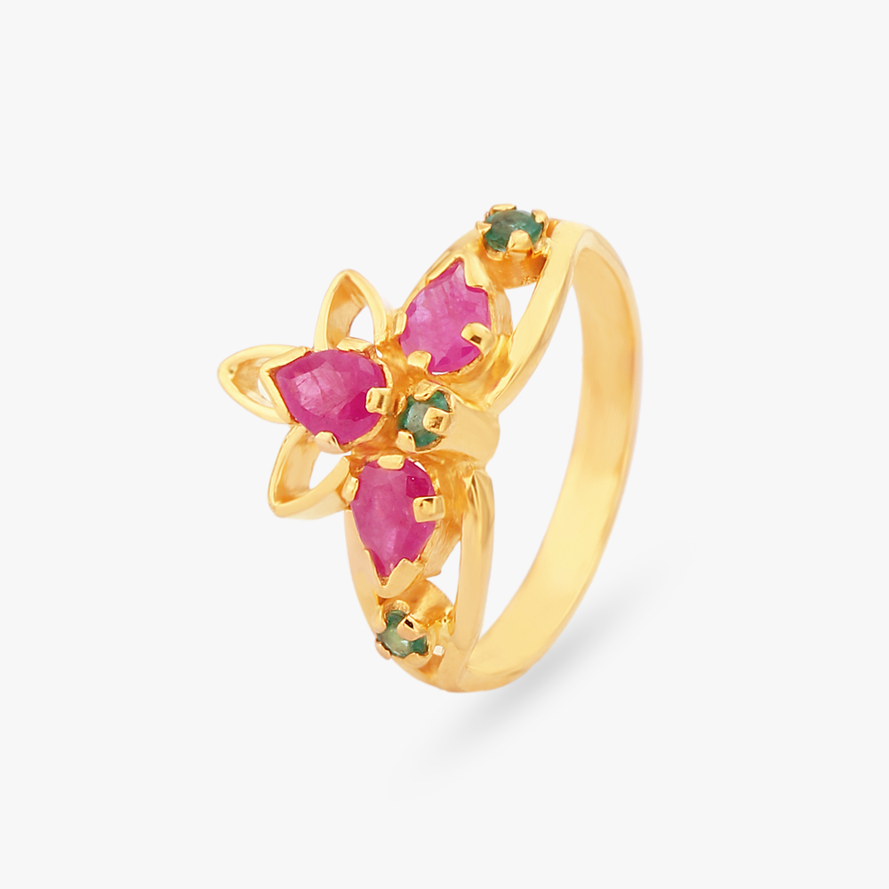 Magnificent Gold Finger Ring