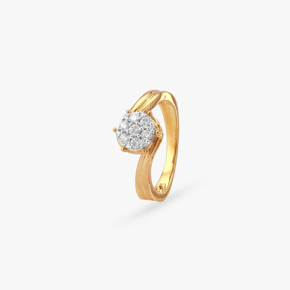 Daffodil Glint Diamond Ring