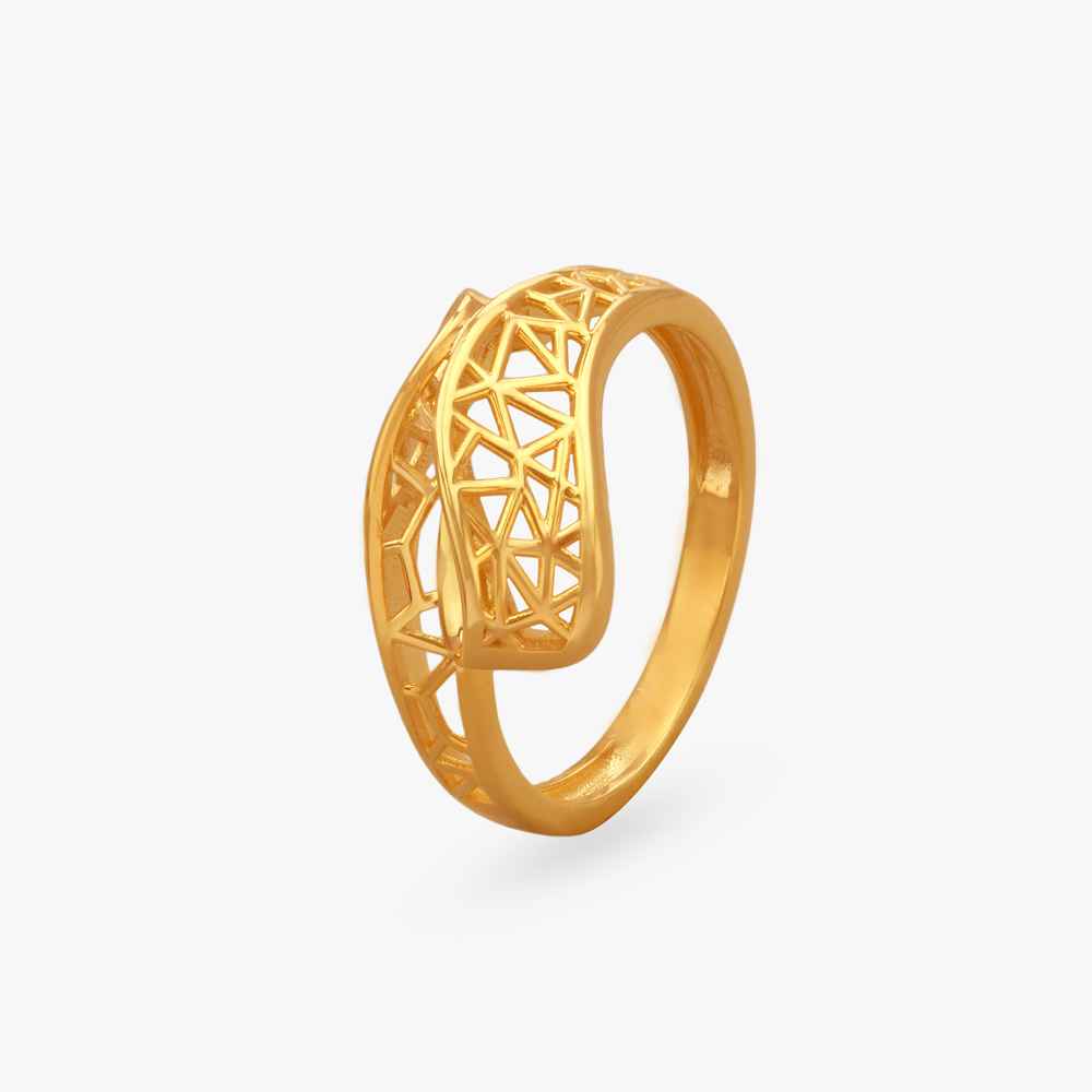 Modern Lattice Gold Finger Ring