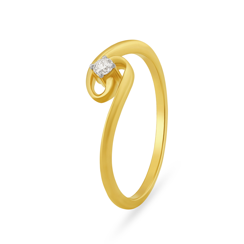 Striking Single Stone Diamond Finger Ring