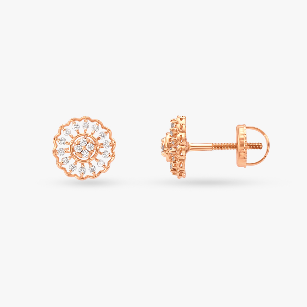 

Exquisite Luminous Diamond Stud Earrings