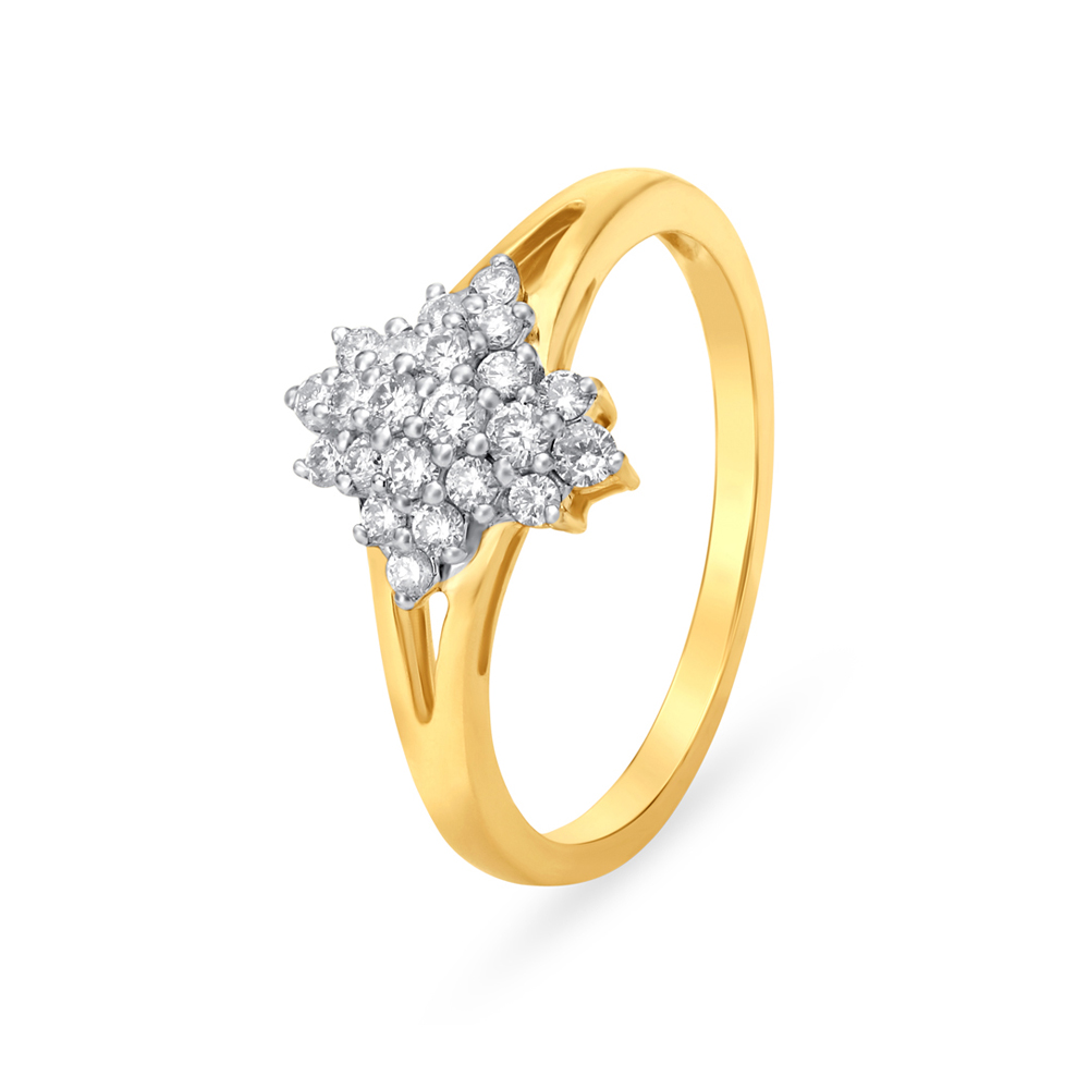 Radiant Cluster Diamond Finger Ring