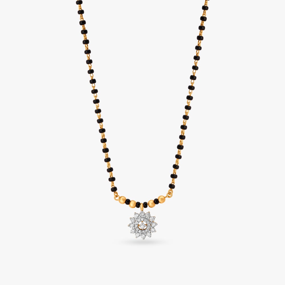 

Sole Flower Diamond Mangalsutra