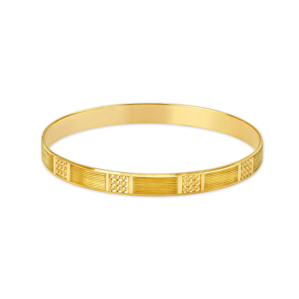 Timeless Gold Bangle