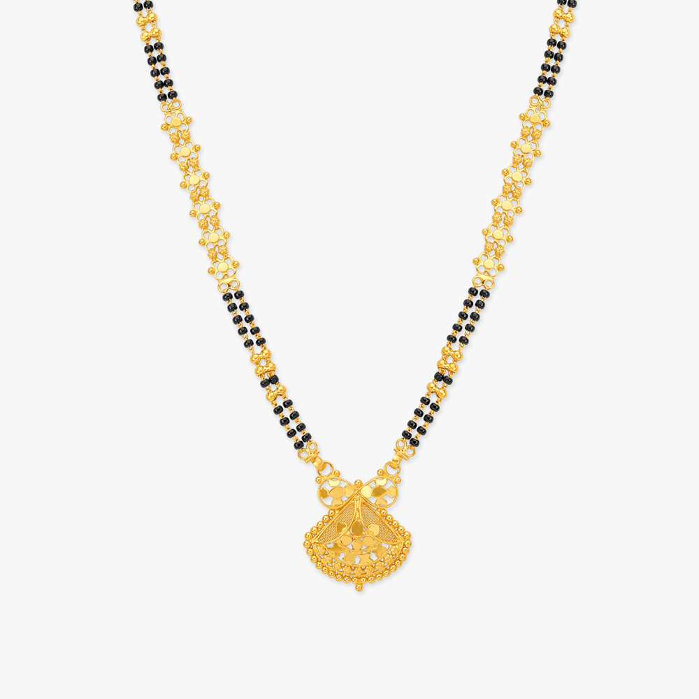 Enticing Gold Mangalsutra