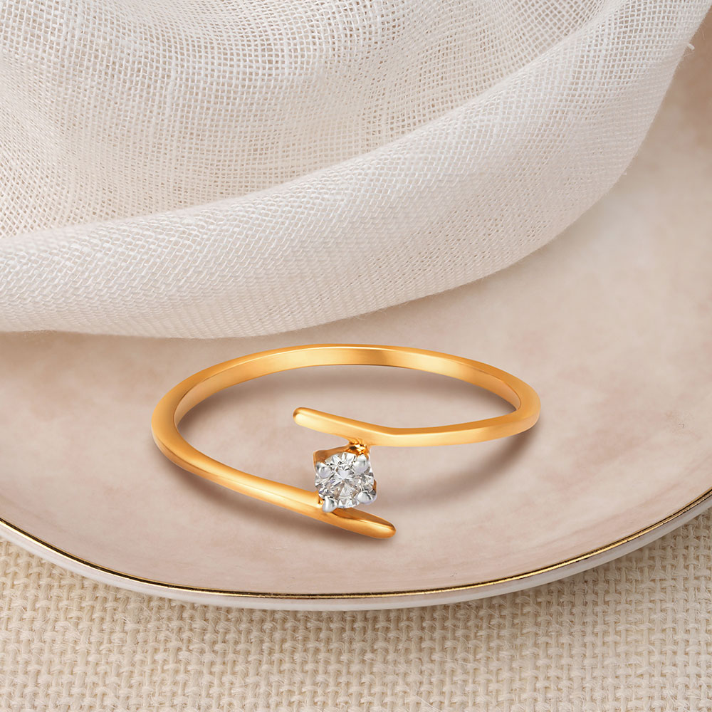 Sophisticated Diamond Ring