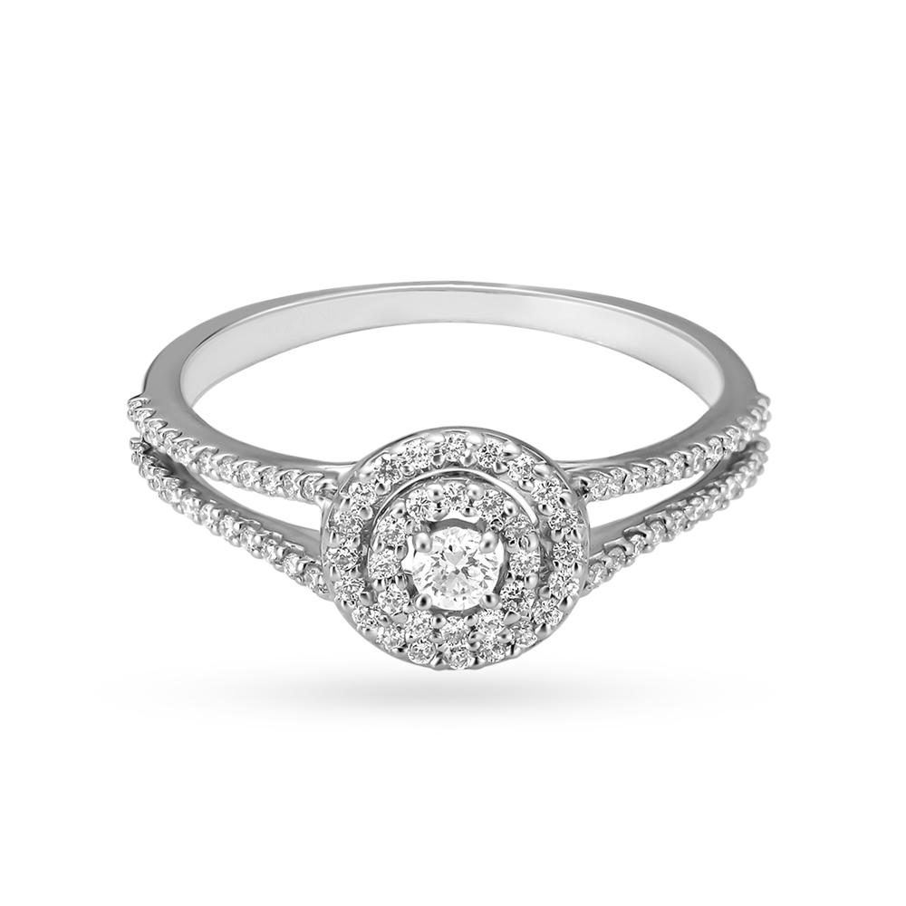 

Dazzling Diamond Finger Ring