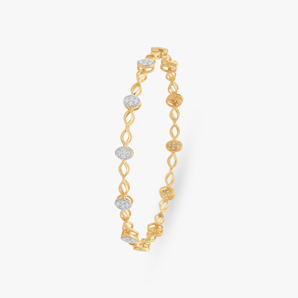 

Luxurious Diamond Bangle