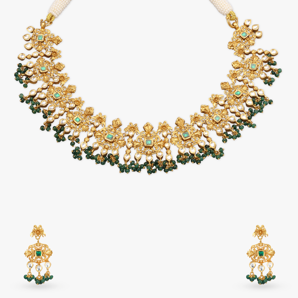 

Opulent Glow Gold Necklace Set