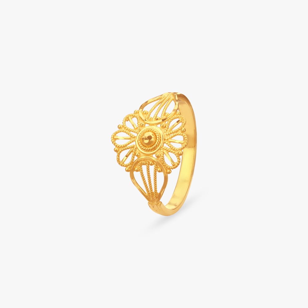 Petal Crest Gold Ring