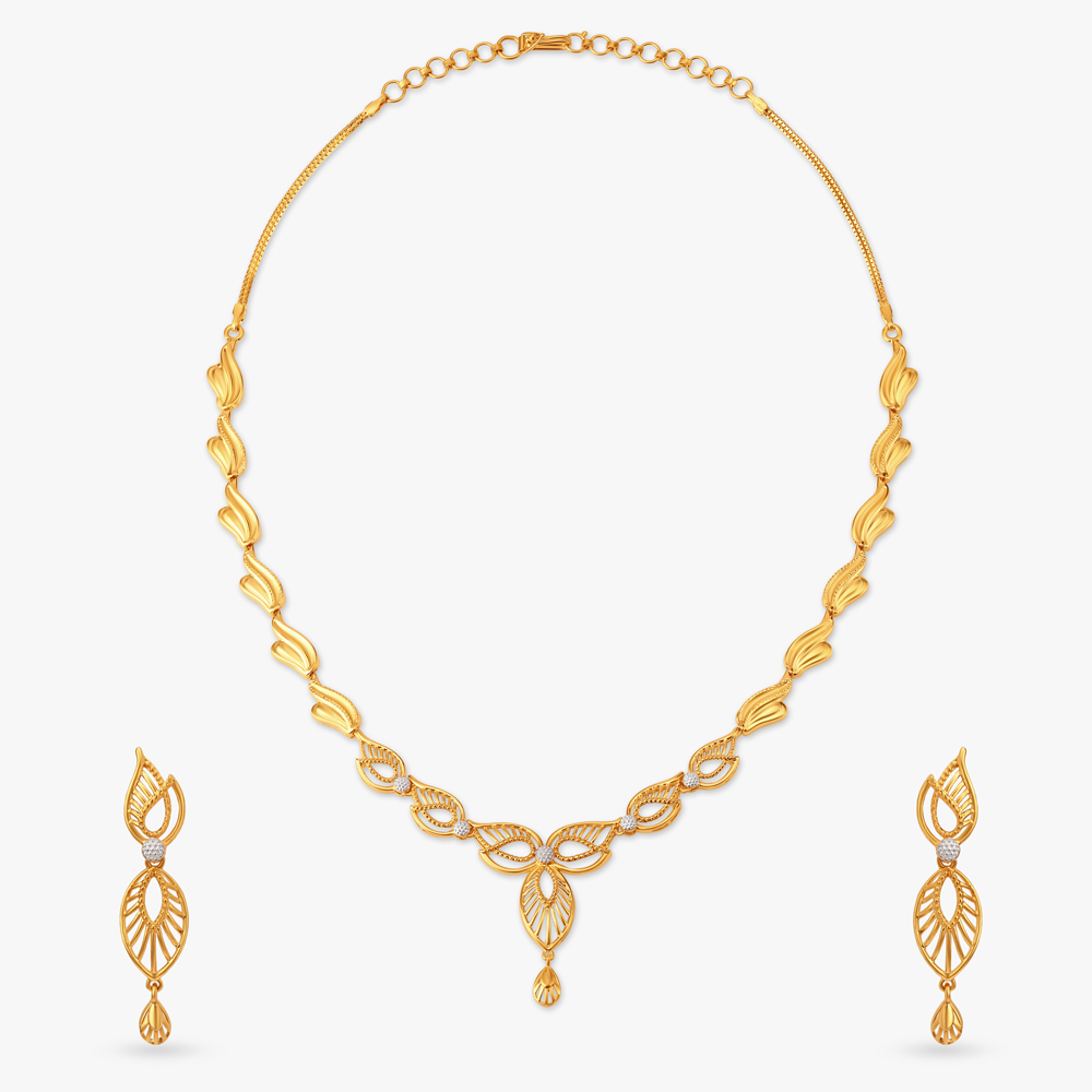 Infinite Reverie Necklace Set