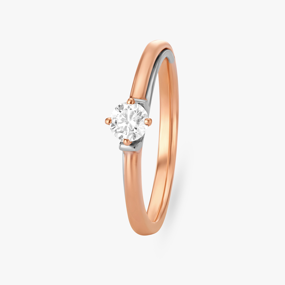 Splendid Diamond Finger Ring
