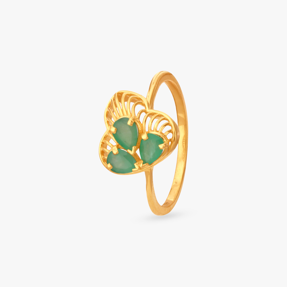 Vivid Whimsy Emerald Finger Ring