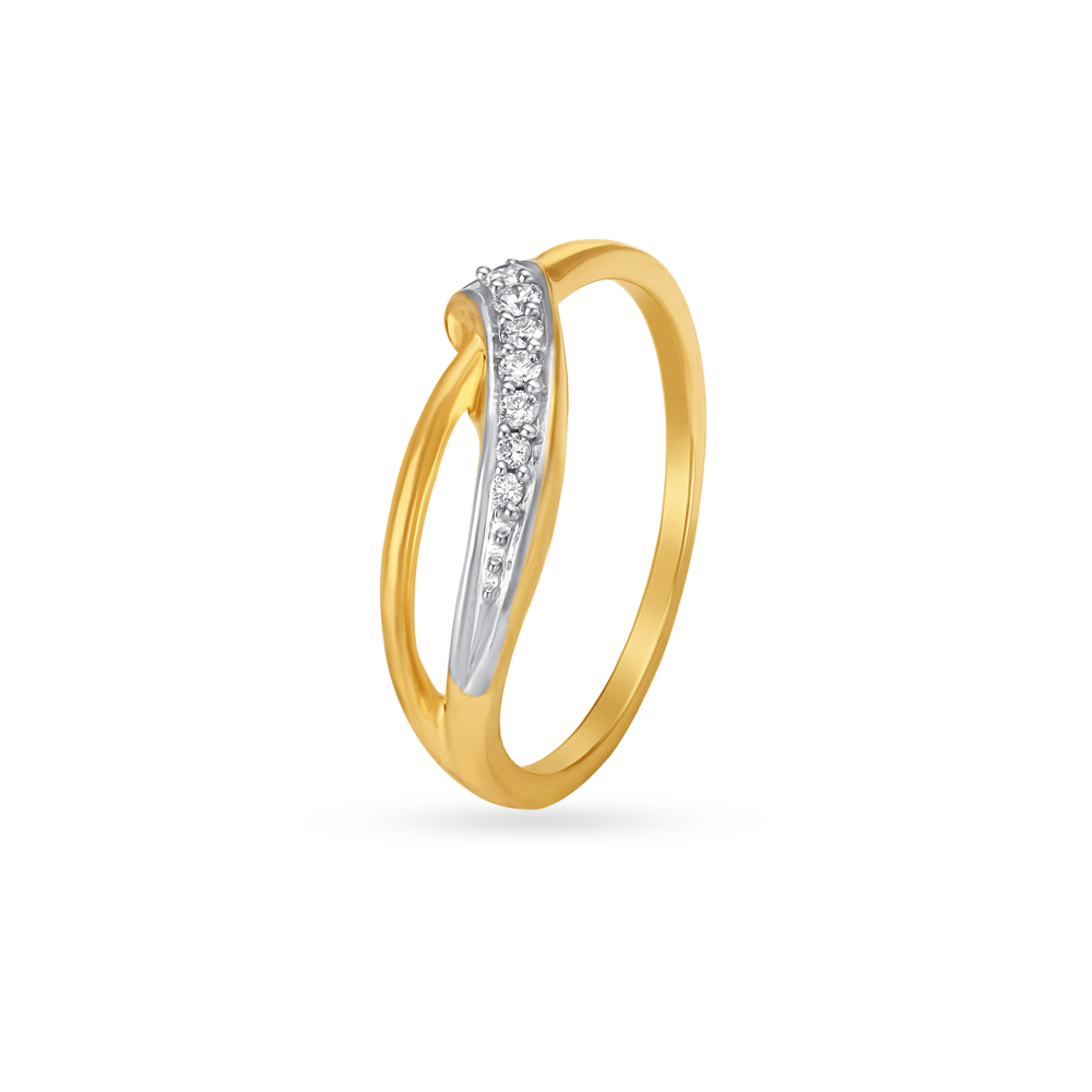 Stylish Diamond Finger Ring