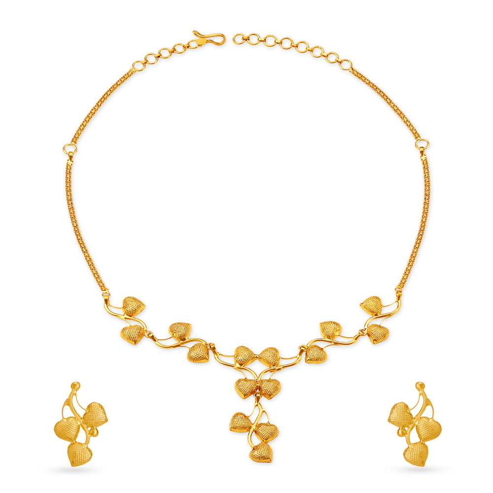 

Romantic Gold Necklace Set