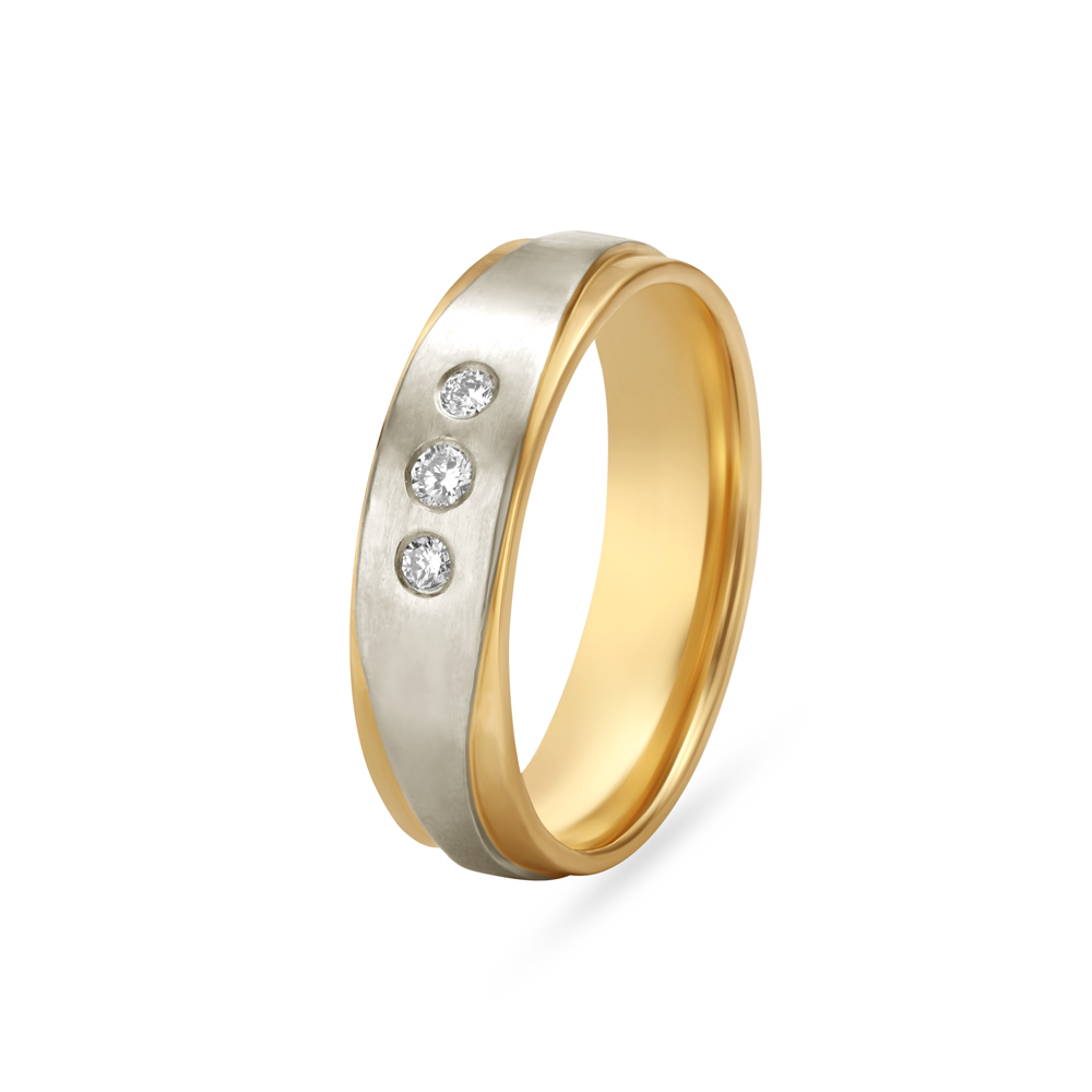 Enchanting Diamond Finger Band