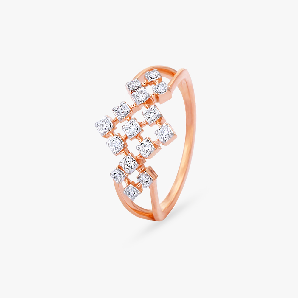 Exquisite Diamond Finger Ring