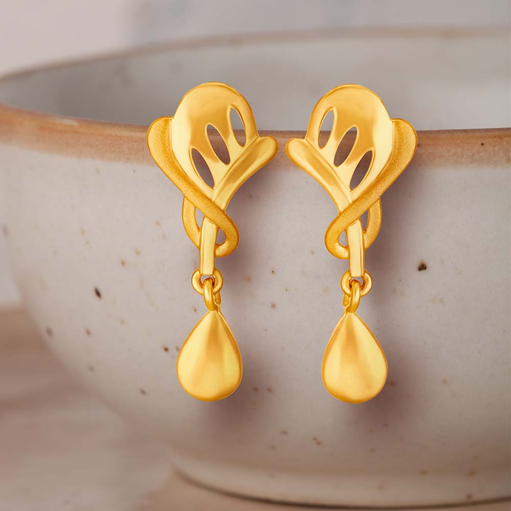 Alluring 22 Karat Yellow Gold Artistic Teardrop Drop Earrings