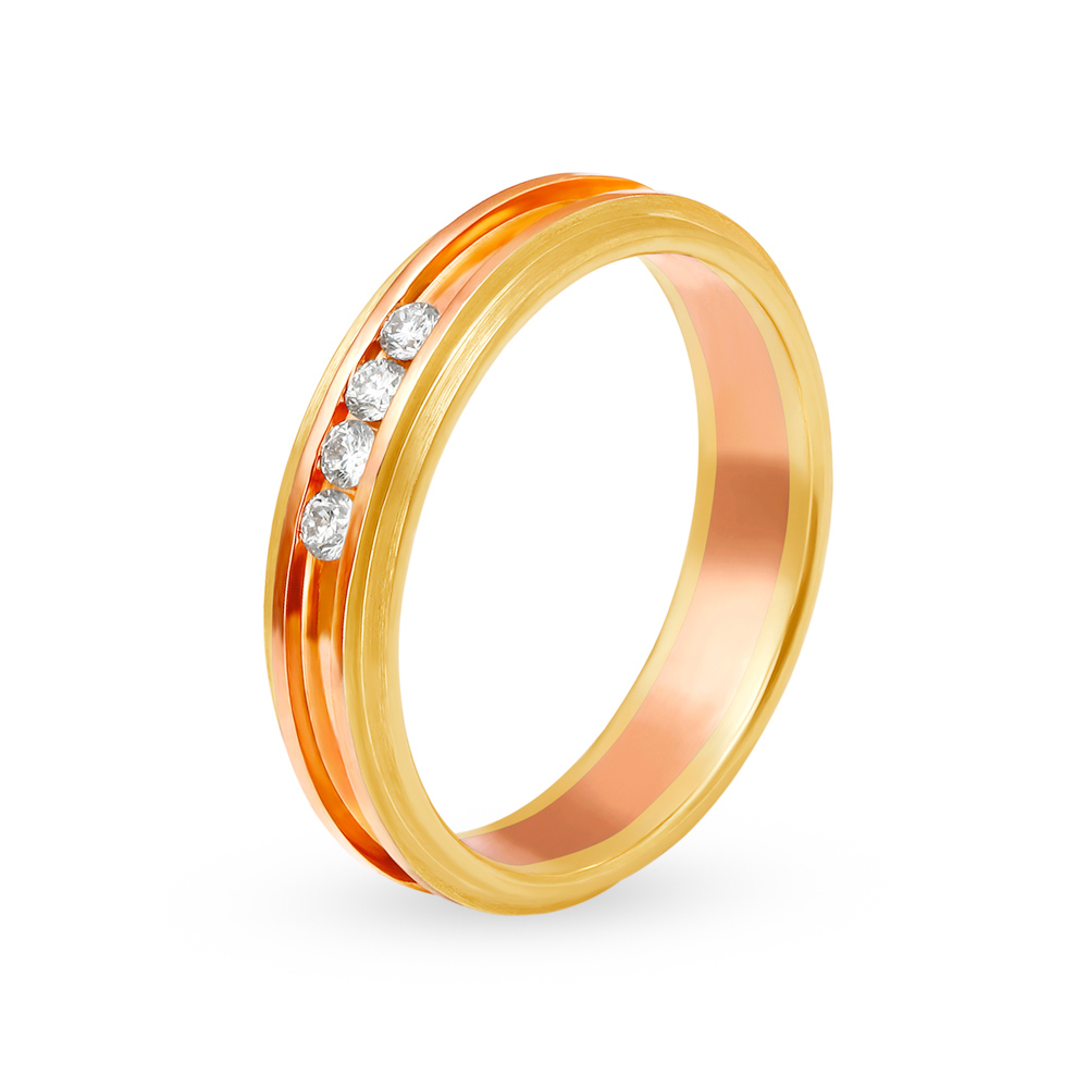 Sleek White and Rose Gold Diamond Finger Ring