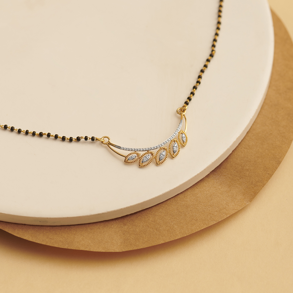 Graceful Diamond Mangalsutra