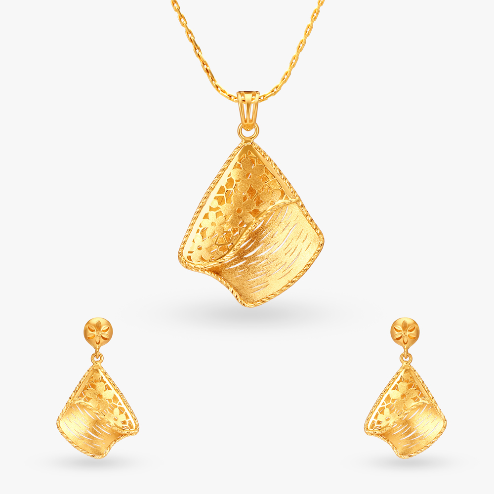Enchanted Meadow Gold Pendant and Earrings Set
