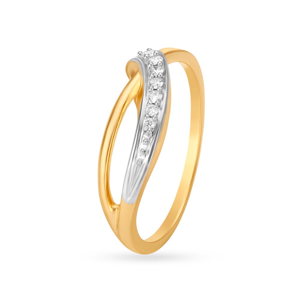 

Dainty Eclectic Diamond Ring