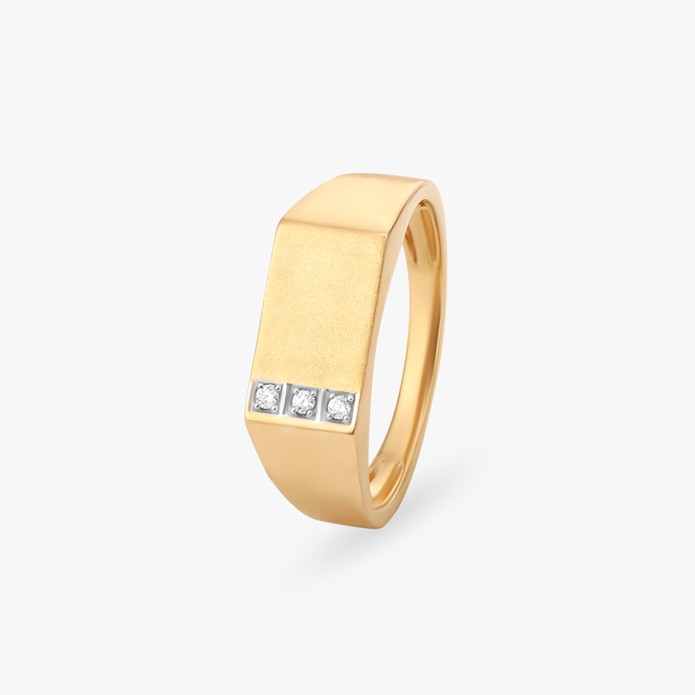 Satin Sheen Diamond Finger Ring