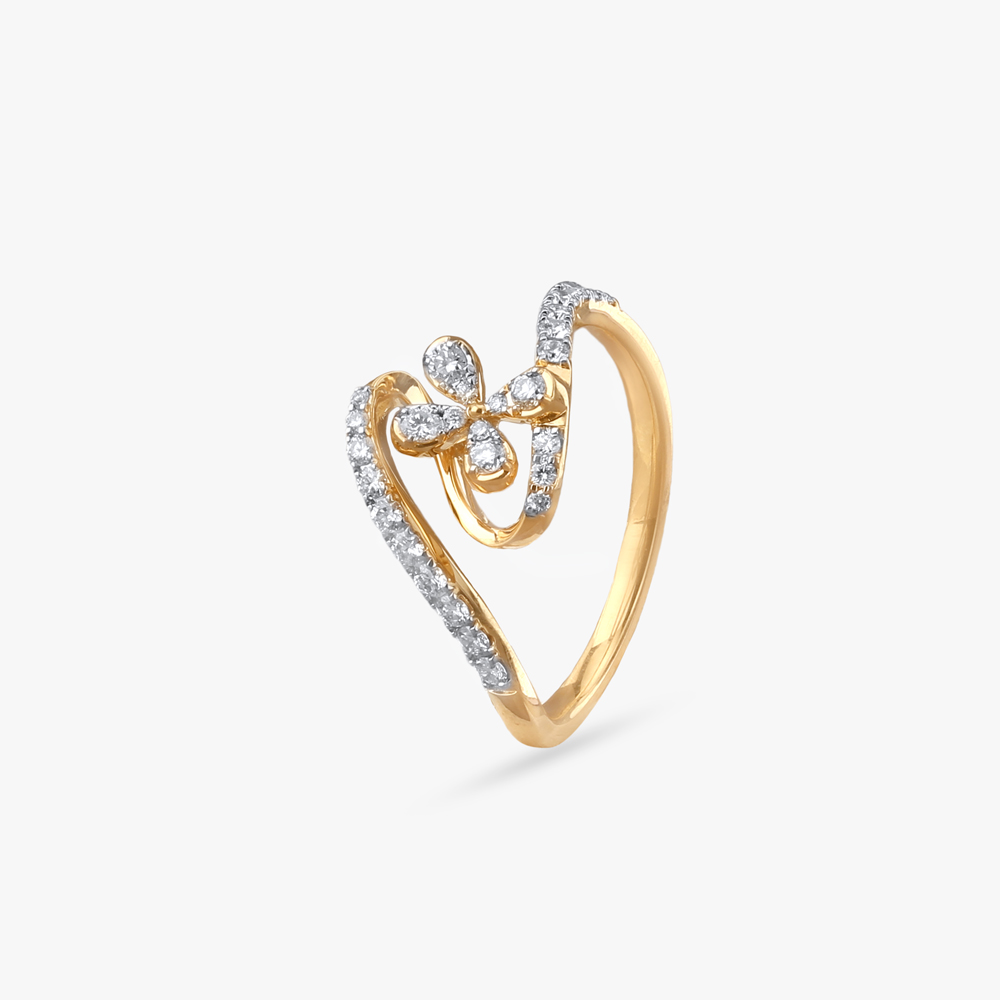 Curved Bloom Diamond Ring