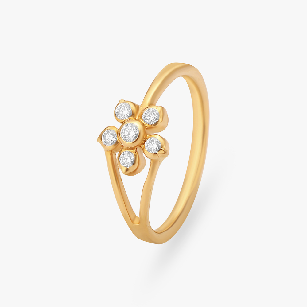 Cluster Diamond Finger Ring