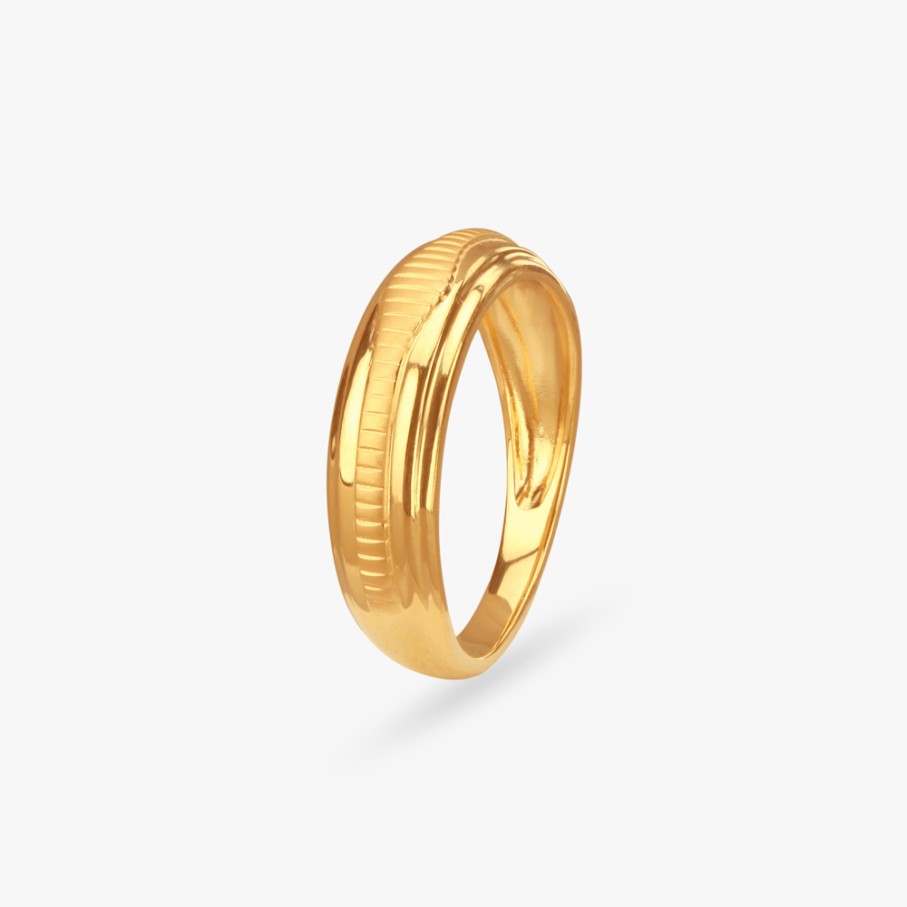 Bold Grooved Gold Finger Ring for Men