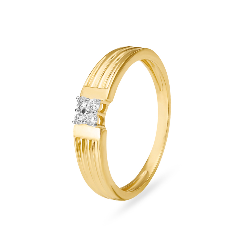 Elegant Yellow Gold And Diamond Finger Ring