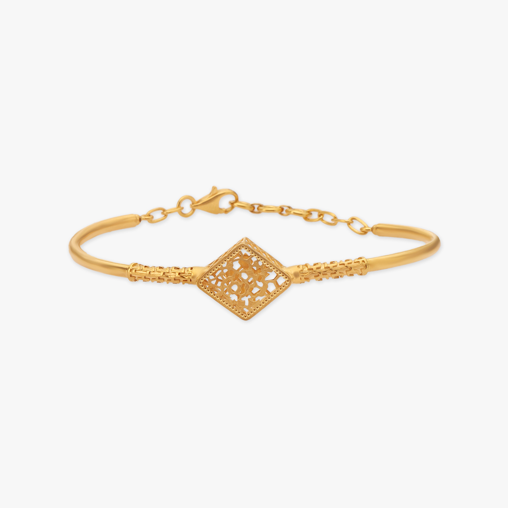 Charming Gold Bangle