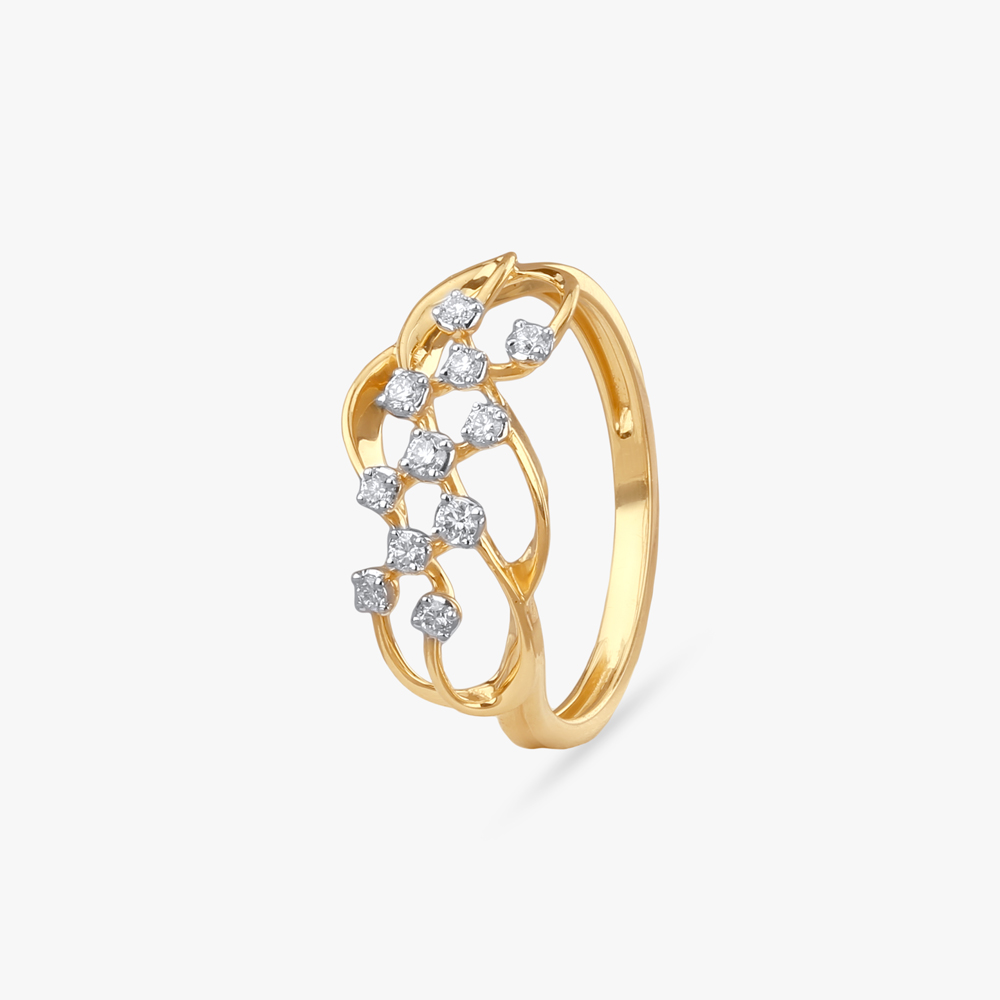 Twilight Ripple Diamond Ring