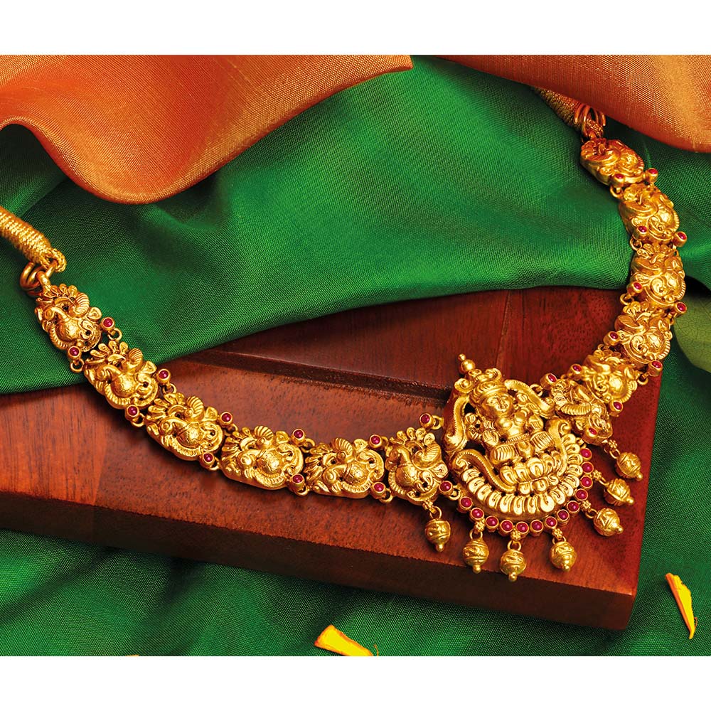 

Regal Nakashi Lakshmi Gold Necklace
