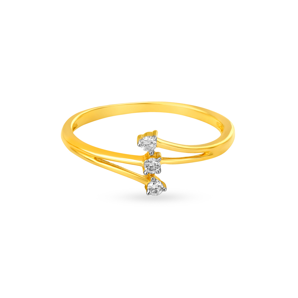 

Trio Diamond Finger Ring