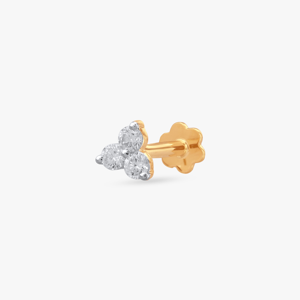 

Triangle Gleam Diamond Nose Pin