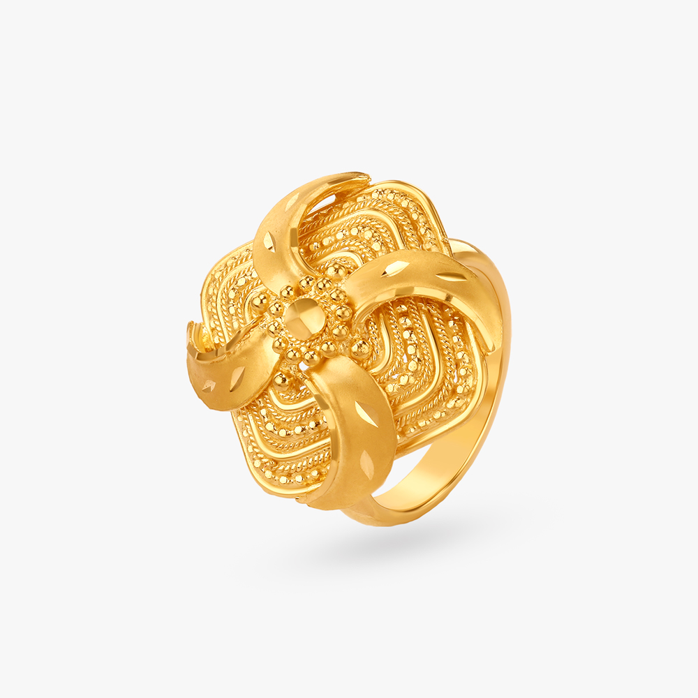 Floral Majesty Gold Finger Ring