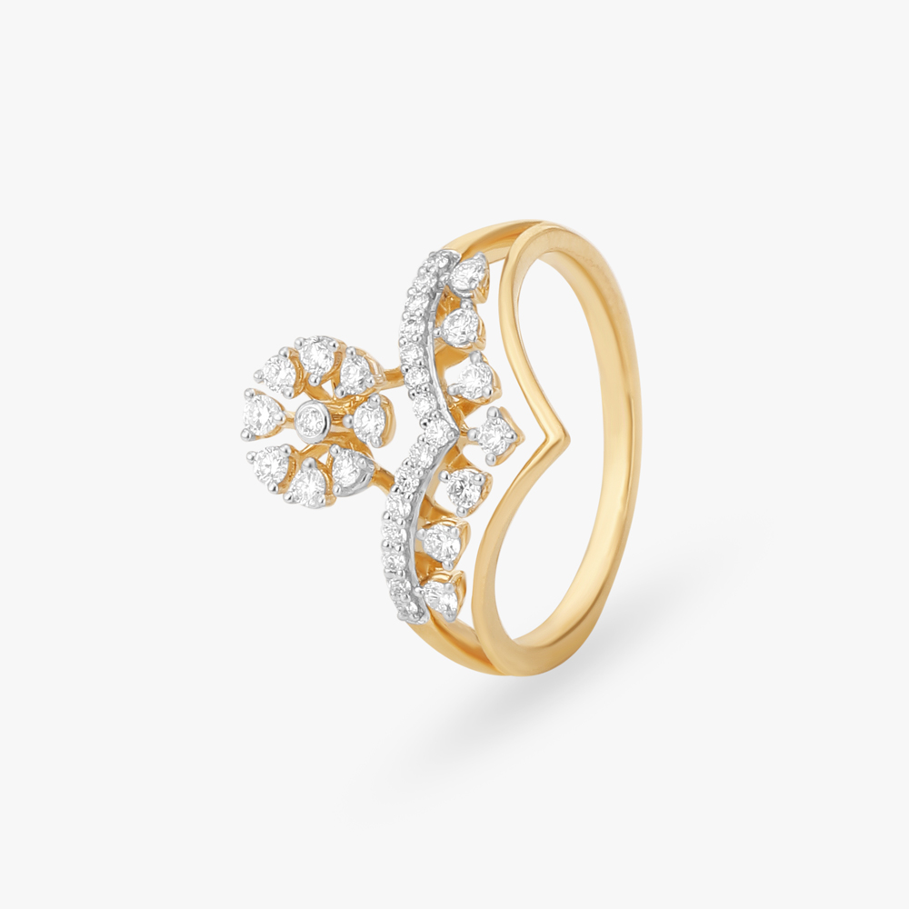 Royal Crest Diamond Finger Ring