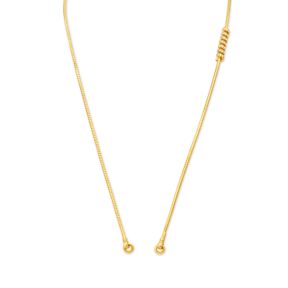 Alluring Gold Chain with Enamelling