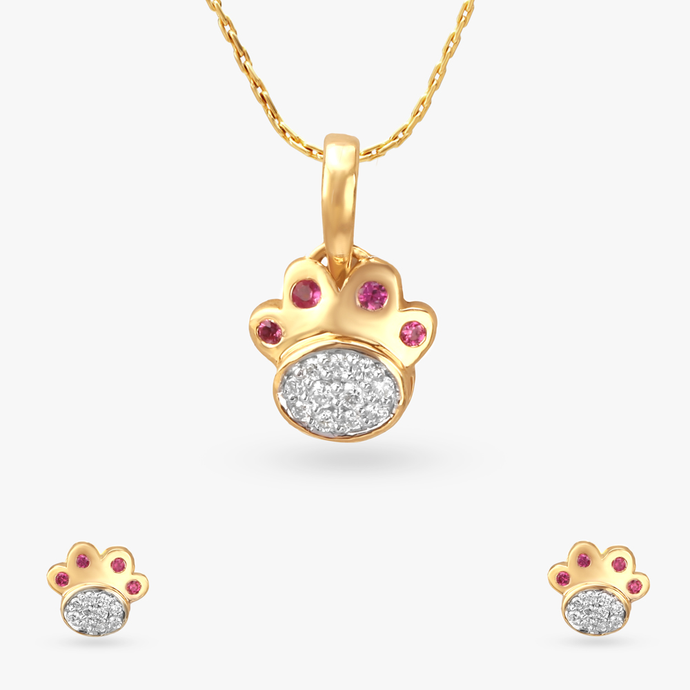 Playful Paws Diamond Pendant and Earrings set.