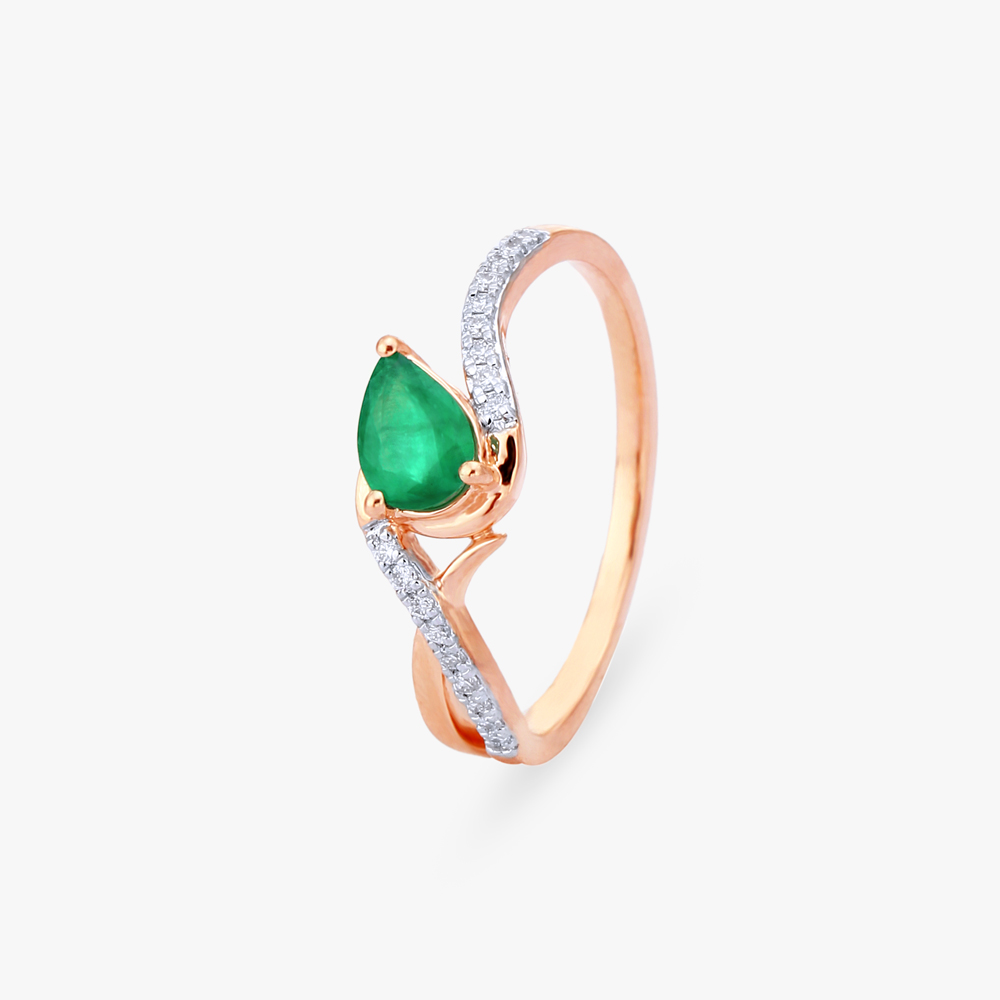 Elegant Diamond Finger Ring