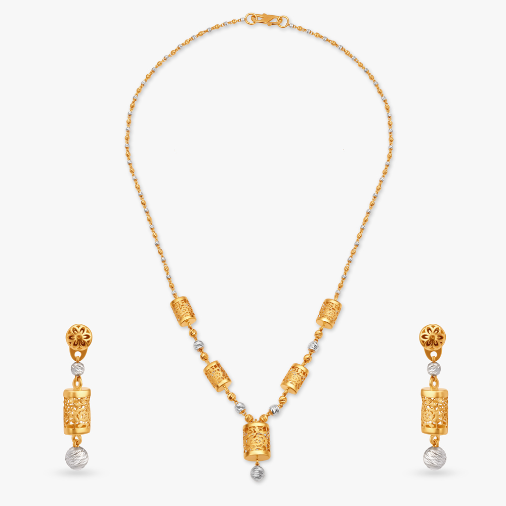 

Epicurean Elegance Necklace Set
