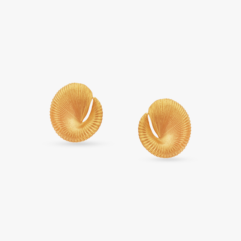 Rippled Shell Gold Stud Earrings